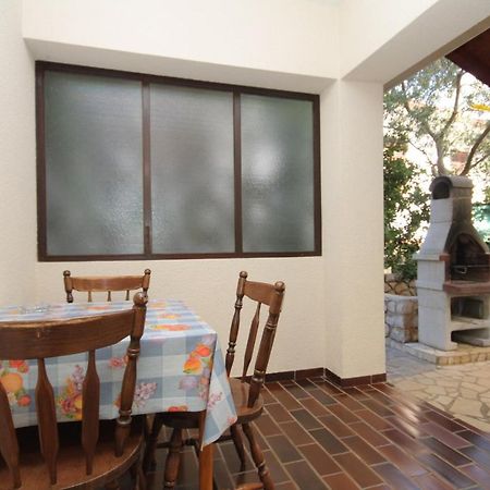 Apartments With A Parking Space Mali Lošinj Exterior foto