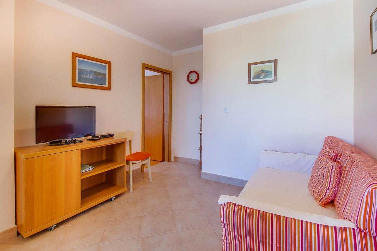 Apartments With A Parking Space Mali Lošinj Exterior foto